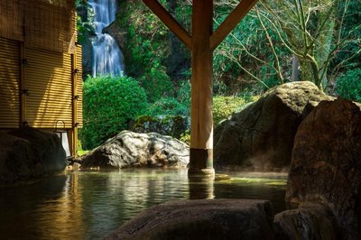 ♨️ 금천(가나자와 온천)